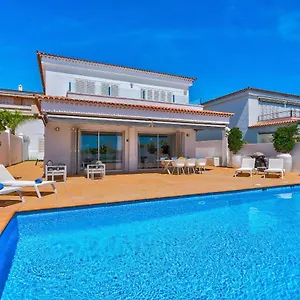 https://espectacular-villa-aurora-by-paramount-holidays.tenerifehoteles.net